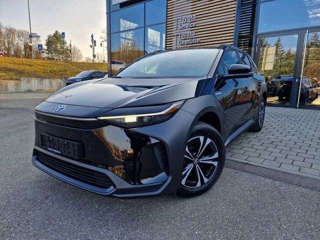 Toyota bZ4X 1.927 km 34.500 &euro; Nürtingen 72622