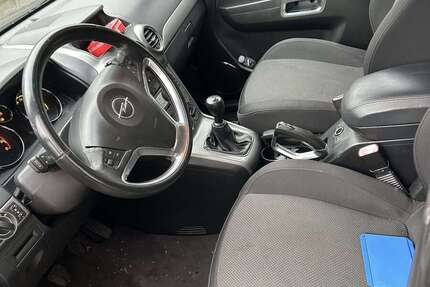 Opel Antara 215.000 km 2.700 &euro; Echterdingen 70771