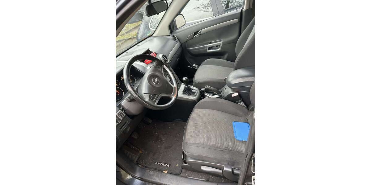 Opel Antara 215.000 km 2.700 &euro; Echterdingen 70771