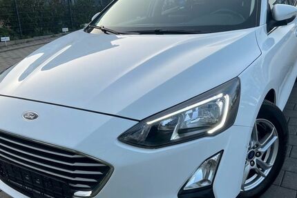 Ford Focus 159.000 km 9.980 € Holzgerlingen 71088