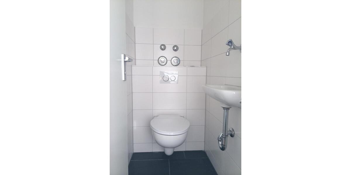 Etagenwohnung Esslingen am Neckar Pliensauvorstadt - 2 Zimmer, 65 m&sup2;, 624&euro; | Angebot:19928136