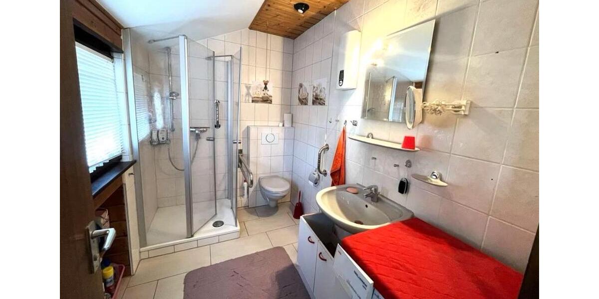 Doppelhaushälfte Bad Liebenzell - 3 Zimmer, 64 m&sup2;, 199.999&euro; | Angebot:26493577