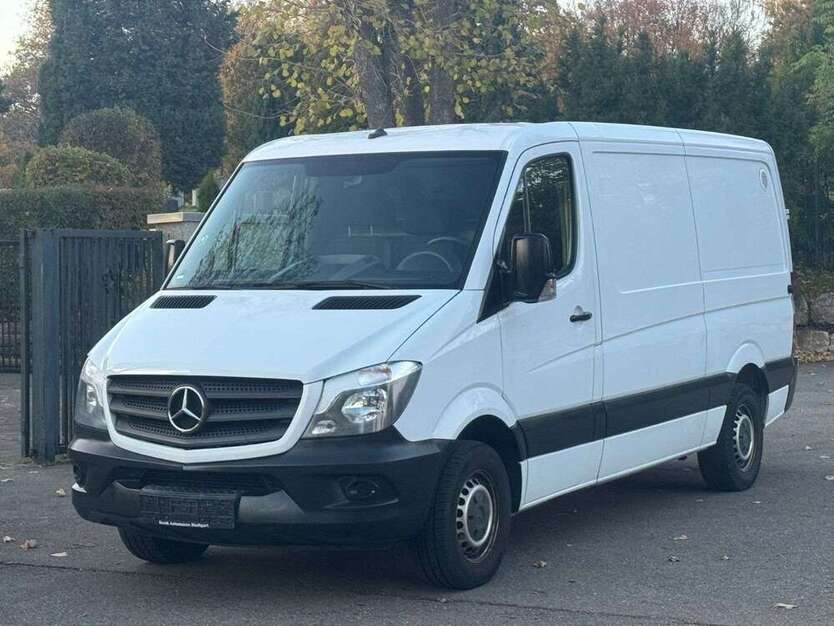 Mercedes-Benz Sprinter 136.310 km 13.990 € Stuttgart 70374