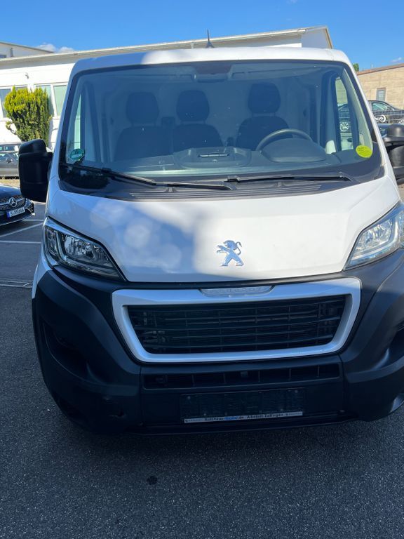 Peugeot Boxer 240.000 km 12.400 € Fellbach 70736