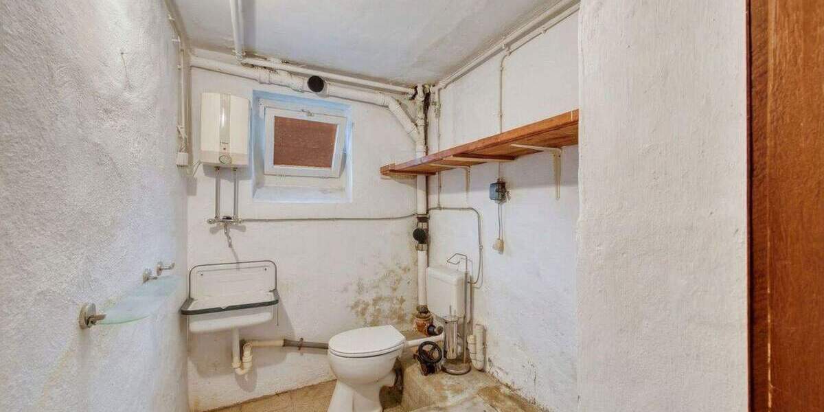 Mehrfamilienhaus, Wohnhaus Stuttgart Zuffenhausen - 1 Zimmer, 276 m&sup2;, 850.000&euro; | Angebot:24698281