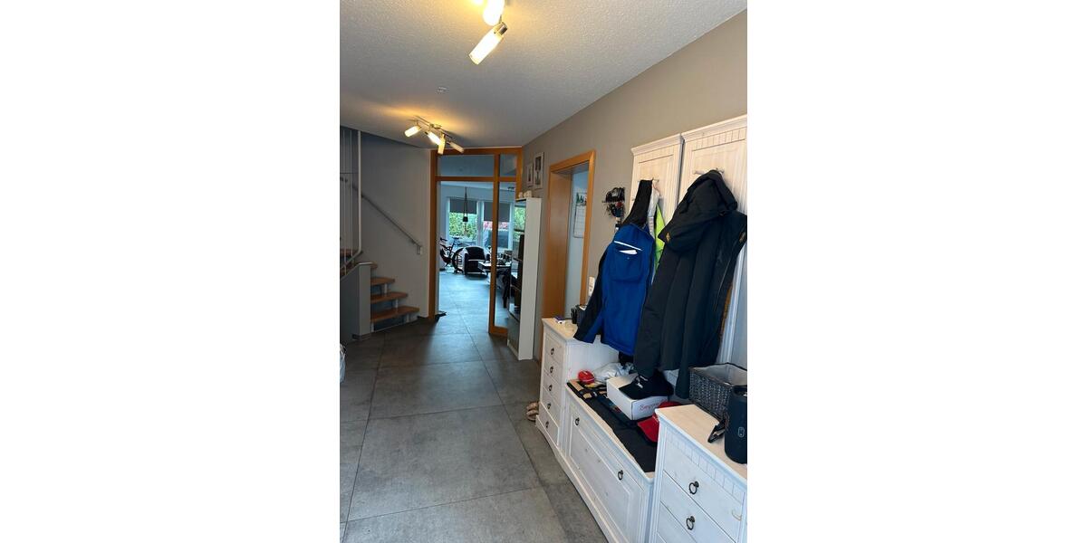 Reihenhaus Reutlingen Sondelfingen - 5.5 Zimmer, 163 m&sup2;, 550.000&euro; | Angebot:26636301