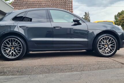 Porsche Macan 36.800 km 61.900 &euro; Korntal-Münchingen 70825