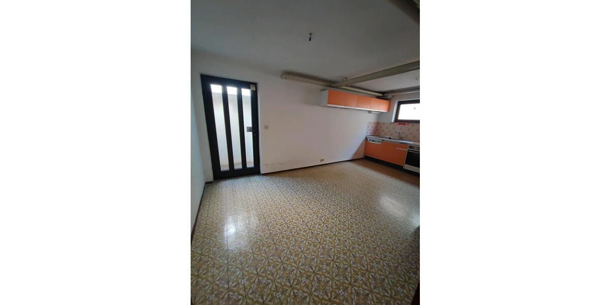 Doppelhaushälfte Leonberg - 6 Zimmer, 146 m&sup2;, 550.000&euro; | Angebot:25565133