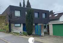 Haus zum Mieten in Filderstadt Bonlanden 2.750 € 256 m²