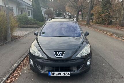 Peugeot 308 185.000 km 2.490 &euro; Böblingen 71034