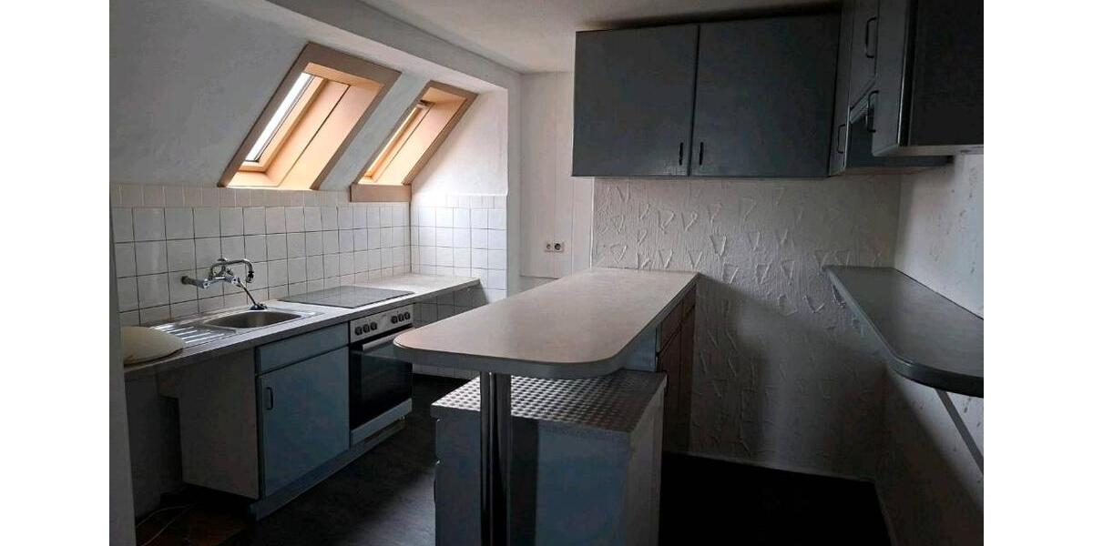 Dachgeschoßwohnung Reutlingen Reutlingen (Kernstadt) - 3.5 Zimmer, 78 m&sup2;, 730&euro; | Angebot:25992496