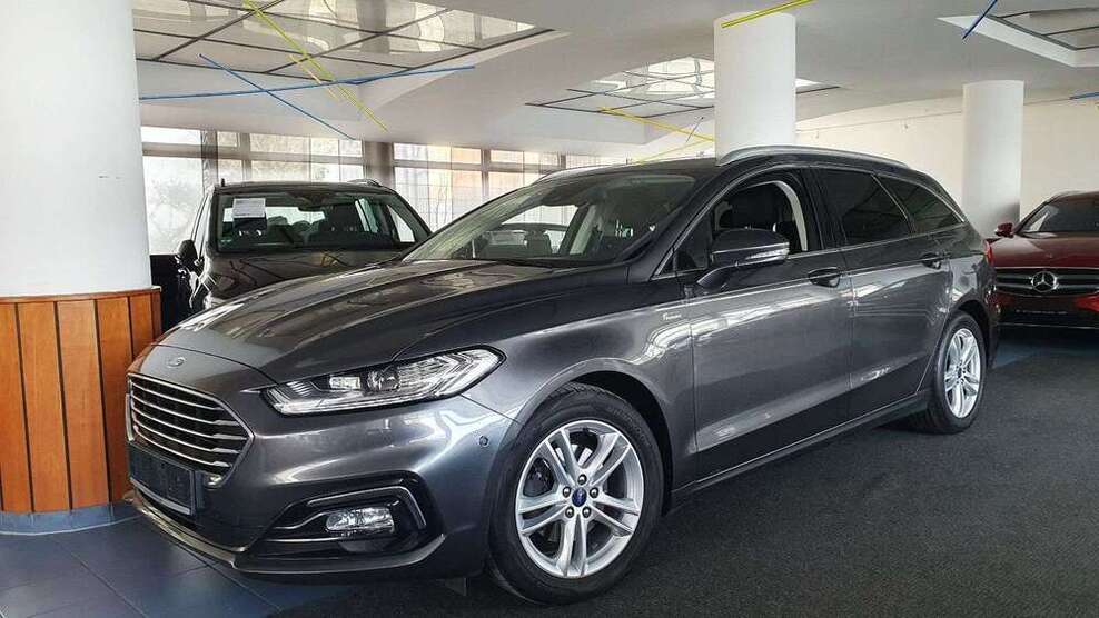 Ford Mondeo 125.000 km 14.990 € Filderstadt 70794