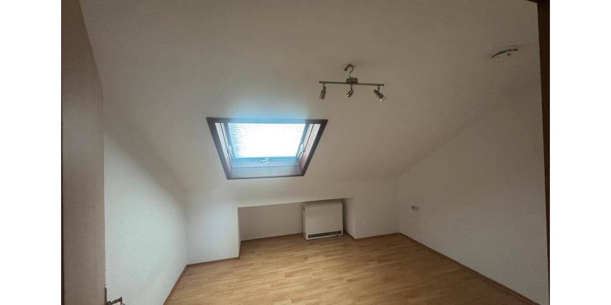 Etagenwohnung Esslingen am Neckar Pliensauvorstadt - 2 Zimmer, 47 m&sup2;, 750&euro; | Angebot:24585474