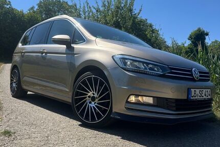 VW Touran 198.000 km 11.600 &euro; Bietigheim Bissingen 74321