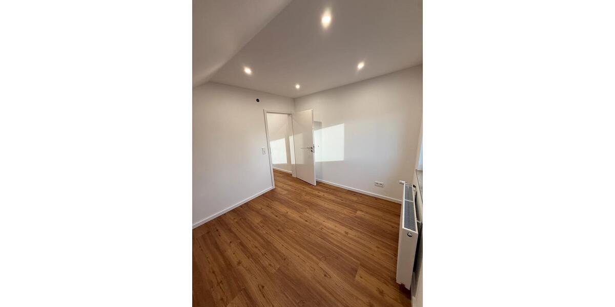Dachgeschoßwohnung Wurmberg - 4 Zimmer, 110 m&sup2;, 1.600&euro; | Angebot:26505617