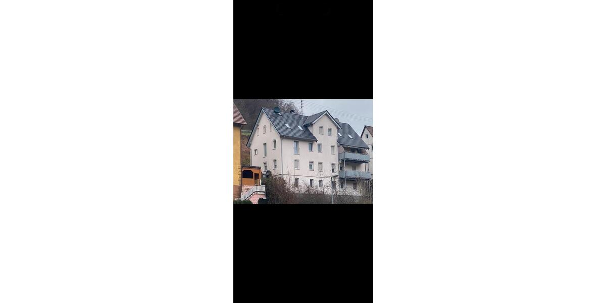 Doppelhaushälfte Calw - 7 Zimmer, 150 m&sup2;, 375.000&euro; | Angebot:25805337