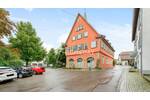 Möbliertes 1-Zimmer-Apartment im DG mit TG-Stellplatz - sofort bezugsfrei in Uni-Nähe!