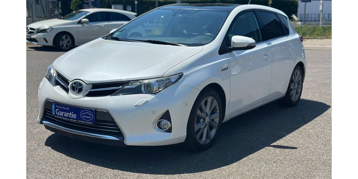 Toyota Auris 105.929 km 11.999 &euro; Kernen im Remstal 71394