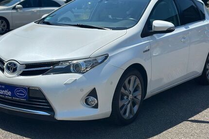 Toyota Auris 105.929 km 9.999 &euro; Kernen im Remstal 71394