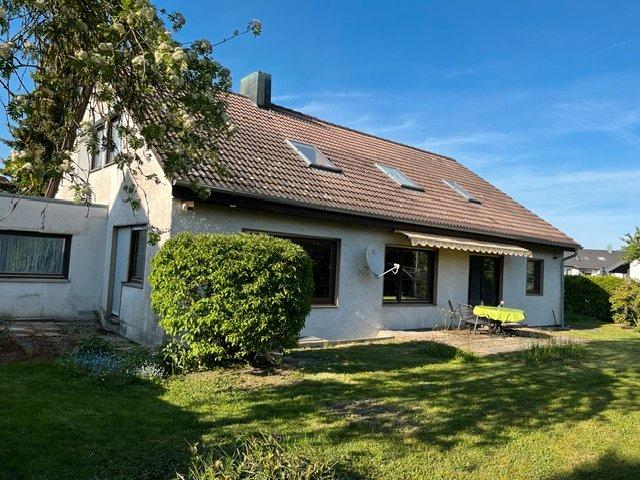 Einfamilienhaus Herrenberg - 3.5 Zimmer, 240 m&sup2;, 629.000&euro; | Angebot:26539431