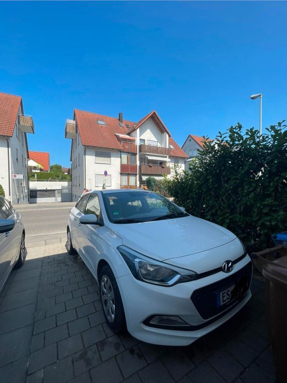 Hyundai i20 92.364 km 5.500 € Wolfschlugen 72649