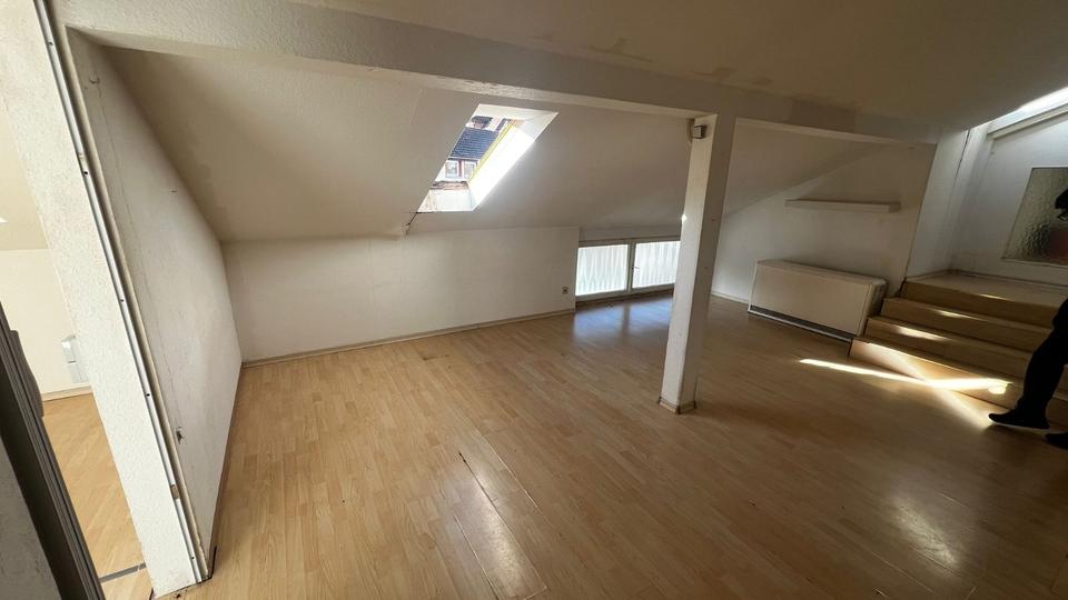 Dachgeschoßwohnung Sindelfingen - 2 Zimmer, 50 m&sup2;, 500&euro; | Angebot:24828106