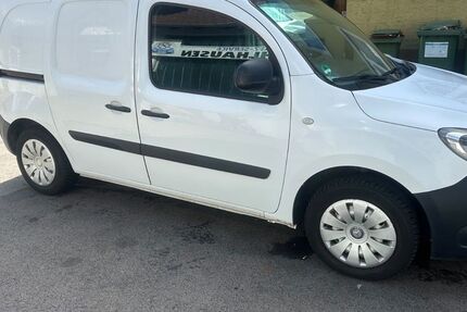 Mercedes-Benz Citan 112.000 km 7.600 &euro; Stuttgart 70378