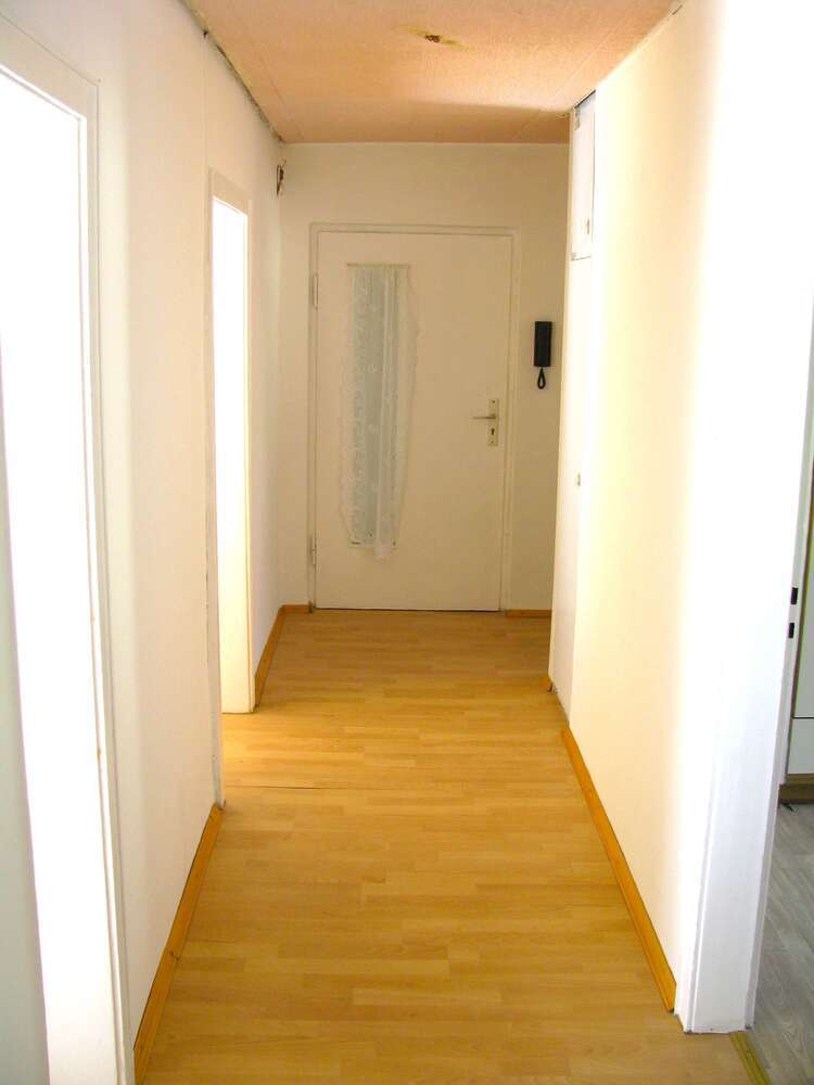 Wohnung zum Kaufen in Pforzheim 176.000 € 84 m²