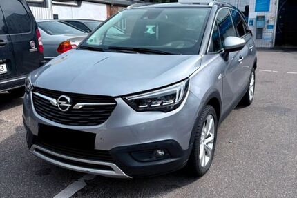 Opel Crossland (X)