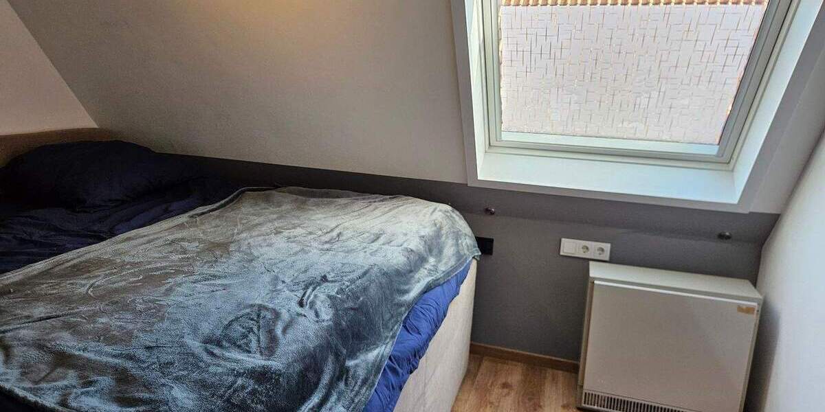 Mehrfamilienhaus, Wohnhaus Ditzingen Heimerdingen - 6 Zimmer, 140 m&sup2;, 349.000&euro; | Angebot:24779528