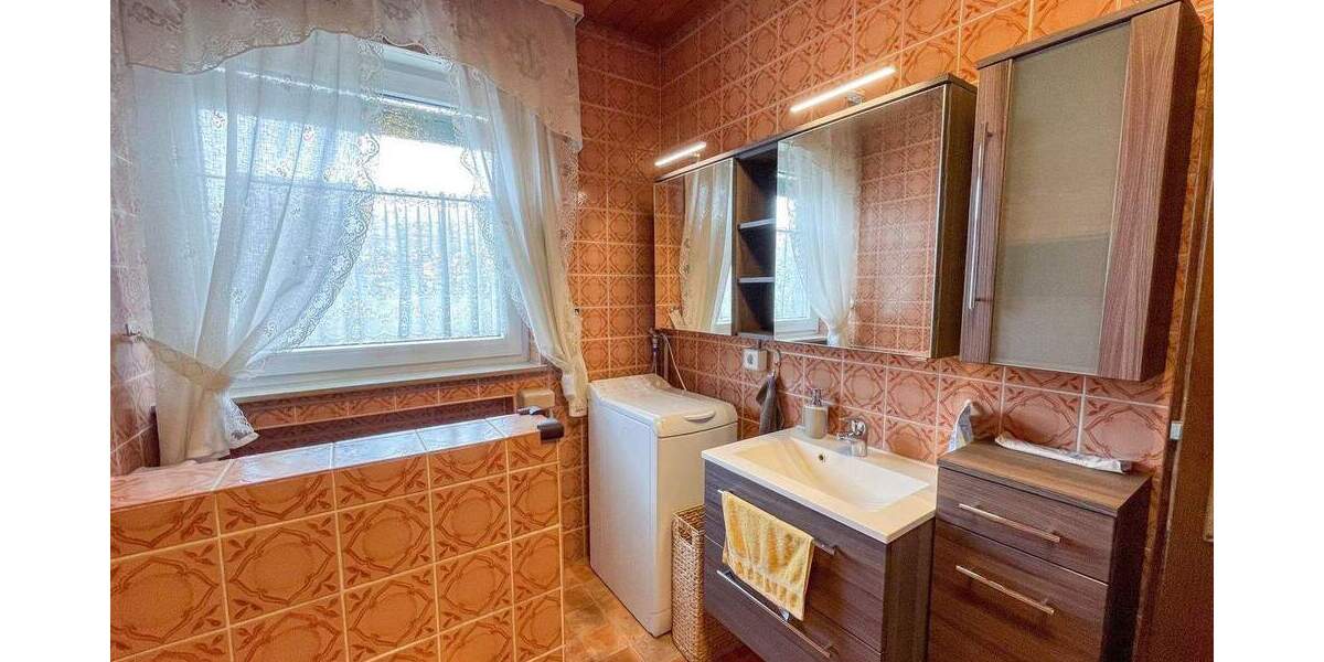 Etagenwohnung Denkendorf - 4 Zimmer, 97 m&sup2;, 368.000&euro; | Angebot:24723976