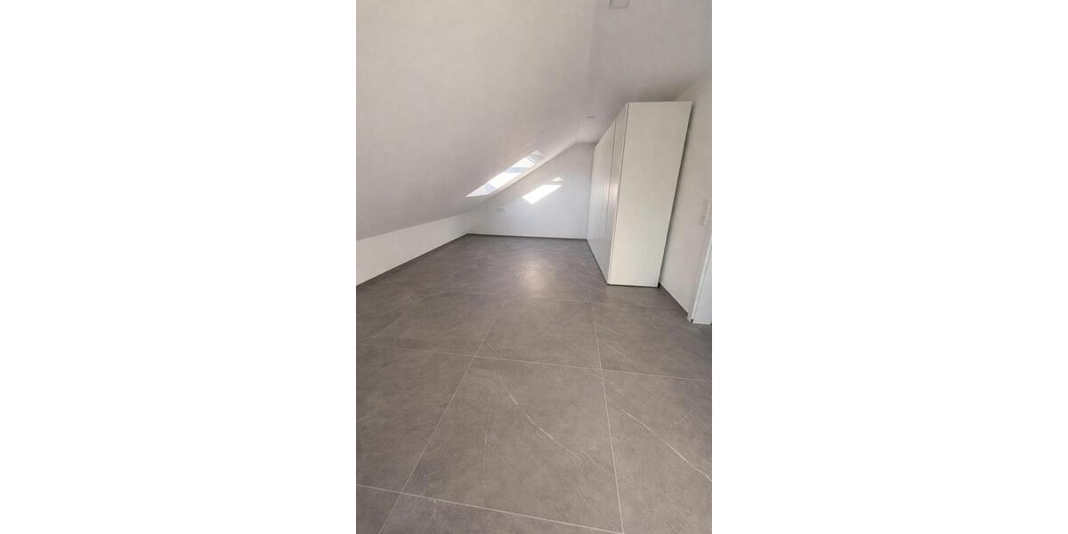 Reihenhaus Esslingen am Neckar Hegensberg - 6 Zimmer, 135 m&sup2;, 870.000&euro; | Angebot:24307983