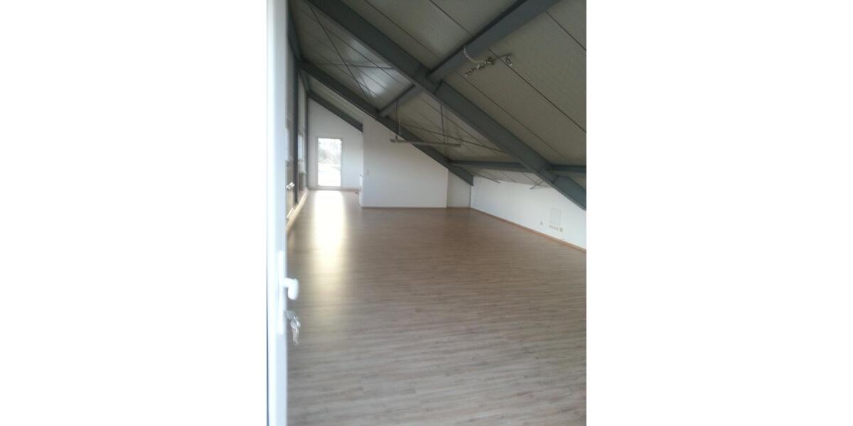 Etagenwohnung Vaihingen an der Enz - 1 Zimmer, 75 m&sup2;, 675&euro; | Angebot:24772635