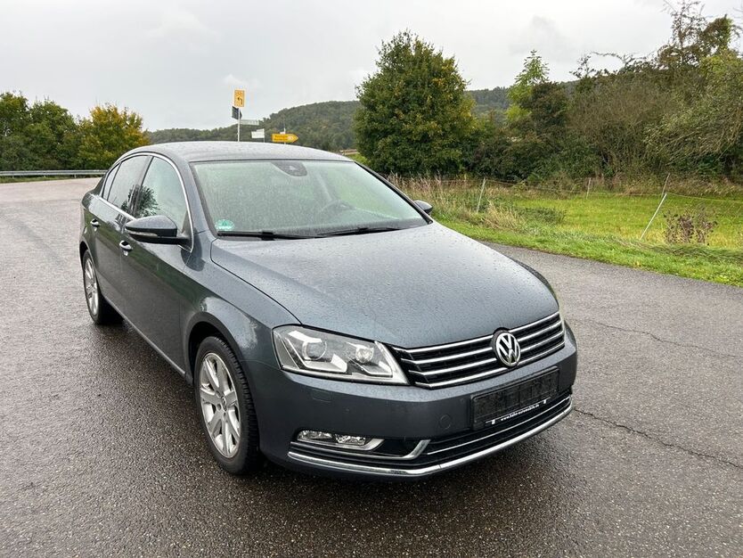 VW Passat 134.000 km 9.800 € Fellbach 70736