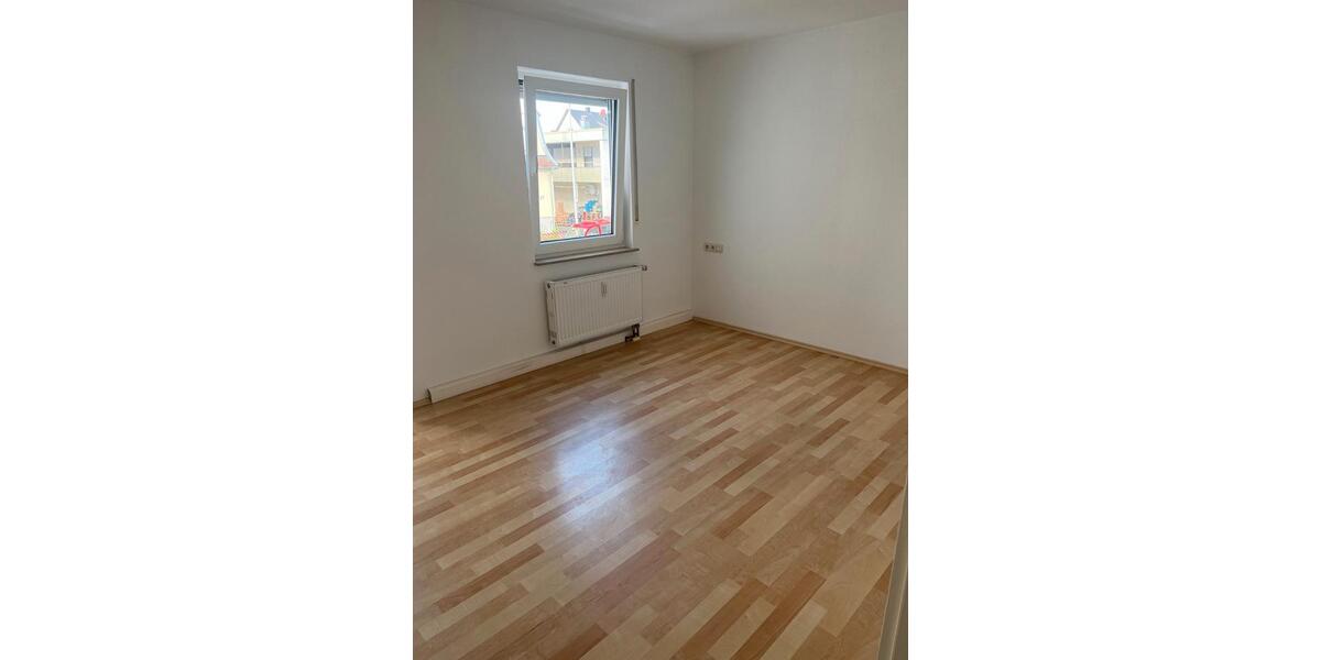 Etagenwohnung Leonberg - 2.5 Zimmer, 60 m&sup2;, 900&euro; | Angebot:26368822
