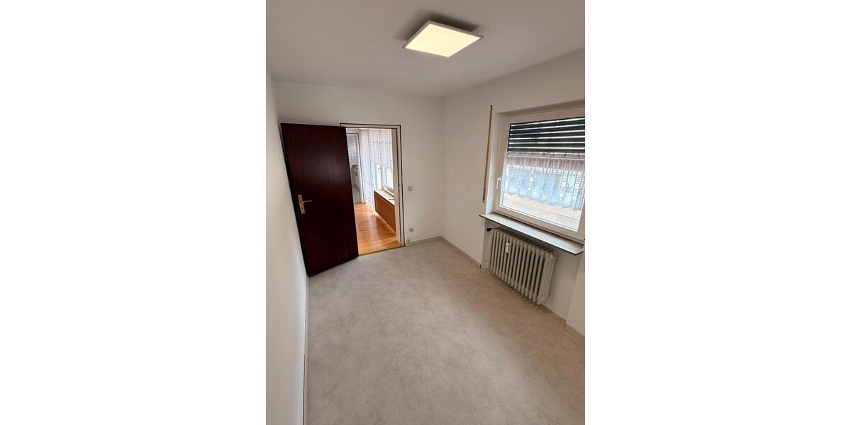 Etagenwohnung Calw - 3.5 Zimmer, 95 m&sup2;, 800&euro; | Angebot:25976198