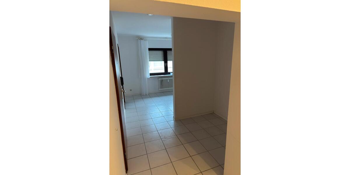 Etagenwohnung Pforzheim Eutingen - 3 Zimmer, 95 m&sup2;, 1.450&euro; | Angebot:26398176