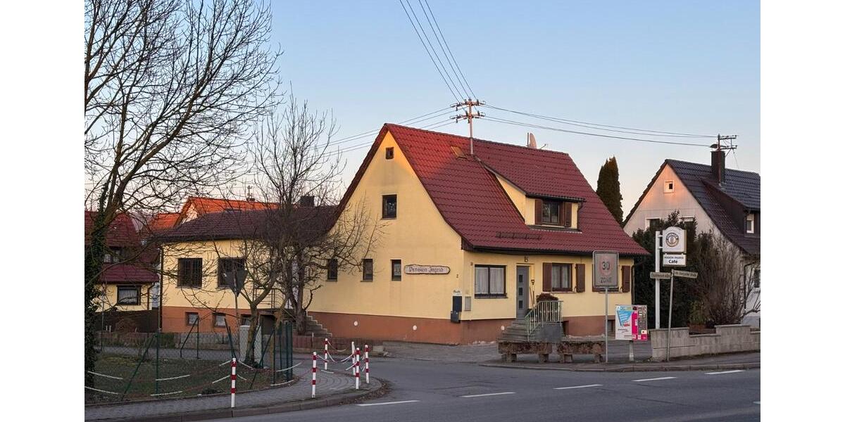Großes Haus mit vielen Räumen (220 m²) – Altbau – Magstadt 10 zimmer