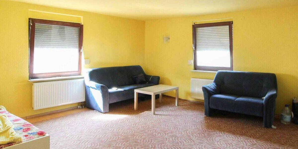Doppelhaushälfte Stuttgart Weilimdorf - 7 Zimmer, 170 m&sup2;, 399.000&euro; | Angebot:26930001