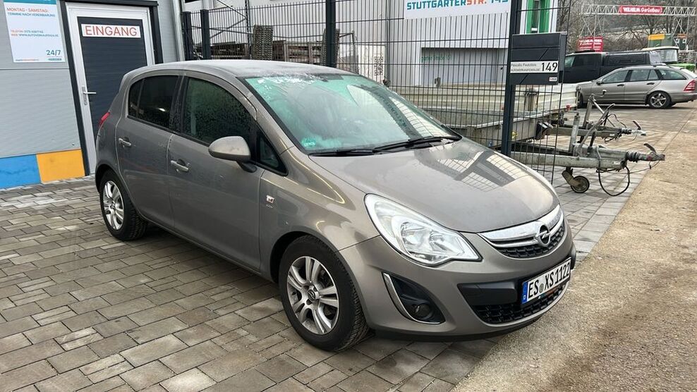 Opel Corsa 201.000 km 2.250 € Wendlingen 73240