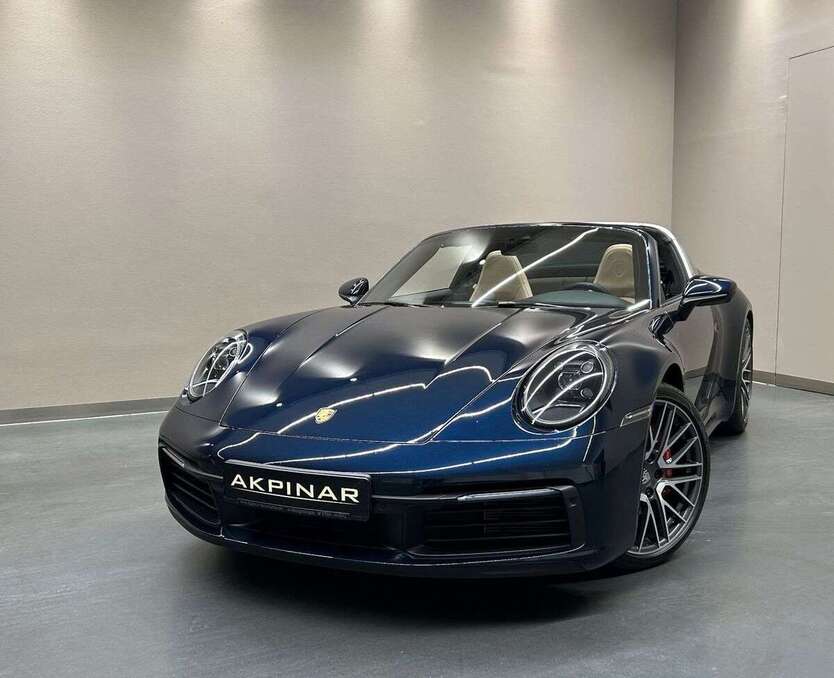 Porsche 911 21.000 km 148.500 € Holzgerlingen 71088