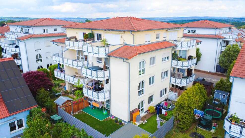 Wohnung zum Kaufen in Freiberg am Neckar 275.000 € 64.34 m²