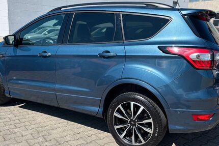 Ford Kuga 79.790 km 15.950 &euro; Nufringen/Stuttgart 71154