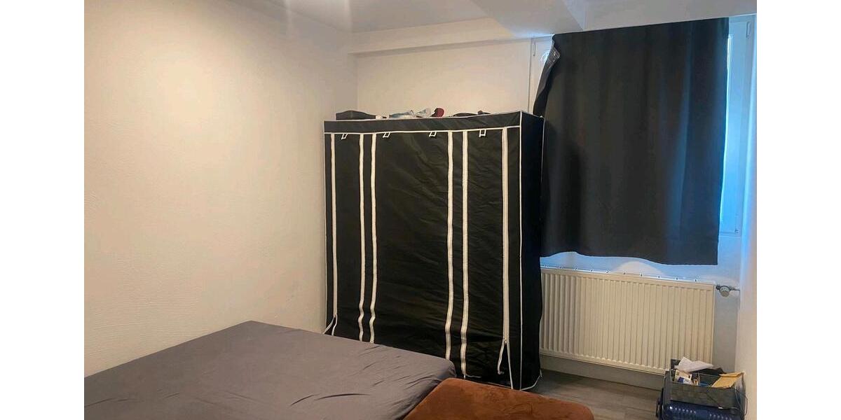 Doppelhaushälfte Nürtingen - 13 Zimmer, 210 m&sup2;, 430.000&euro; | Angebot:26990311