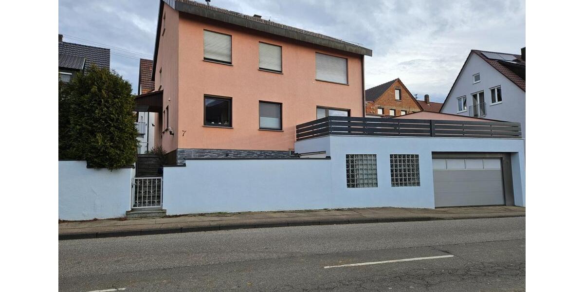 Etagenwohnung Markgröningen - 4 Zimmer, 114 m&sup2;, 1.250&euro; | Angebot:24839467