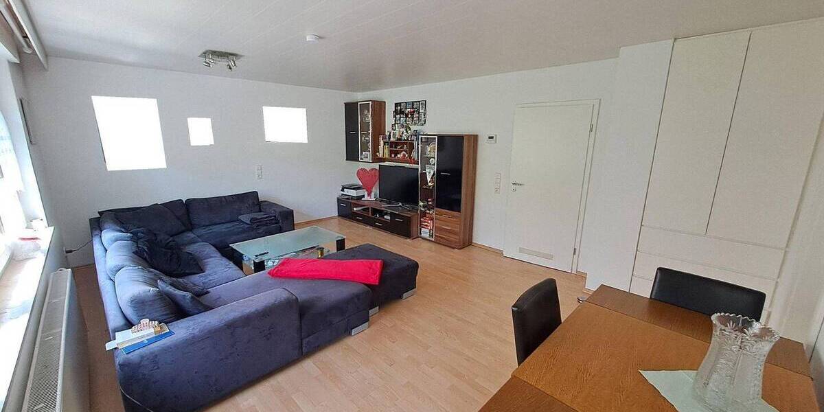 Etagenwohnung Stuttgart Ost - 3 Zimmer, 67 m&sup2;, 315.000&euro; | Angebot:26807181