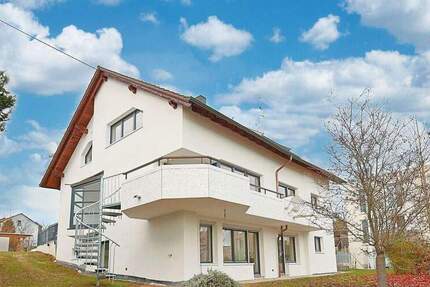 Dreiparteienhaus im Erstbezug nach hochwertiger Komplettsanierung 1 zimmer