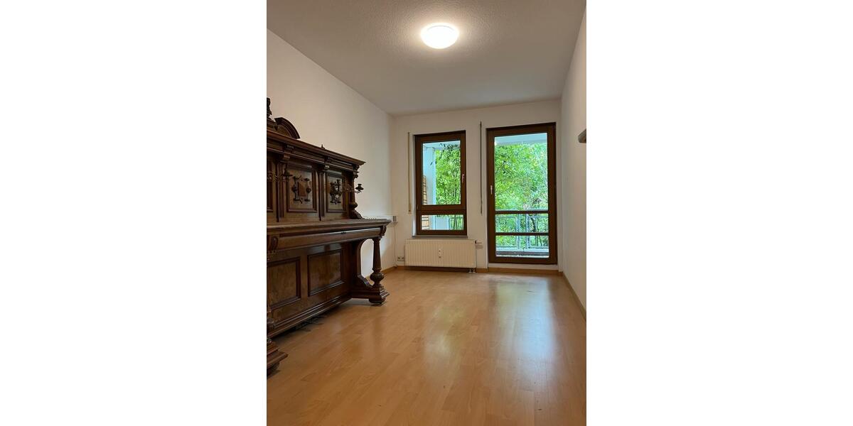 Etagenwohnung Stuttgart Stuttgart-Nord - 3 Zimmer, 74 m&sup2;, 1.500&euro; | Angebot:24151323