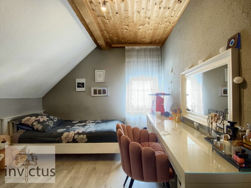 Außergewöhnliche Kapitalanlage - Charmantes 5-Familienhaus zentral in Ludwigsburg 14 zimmer