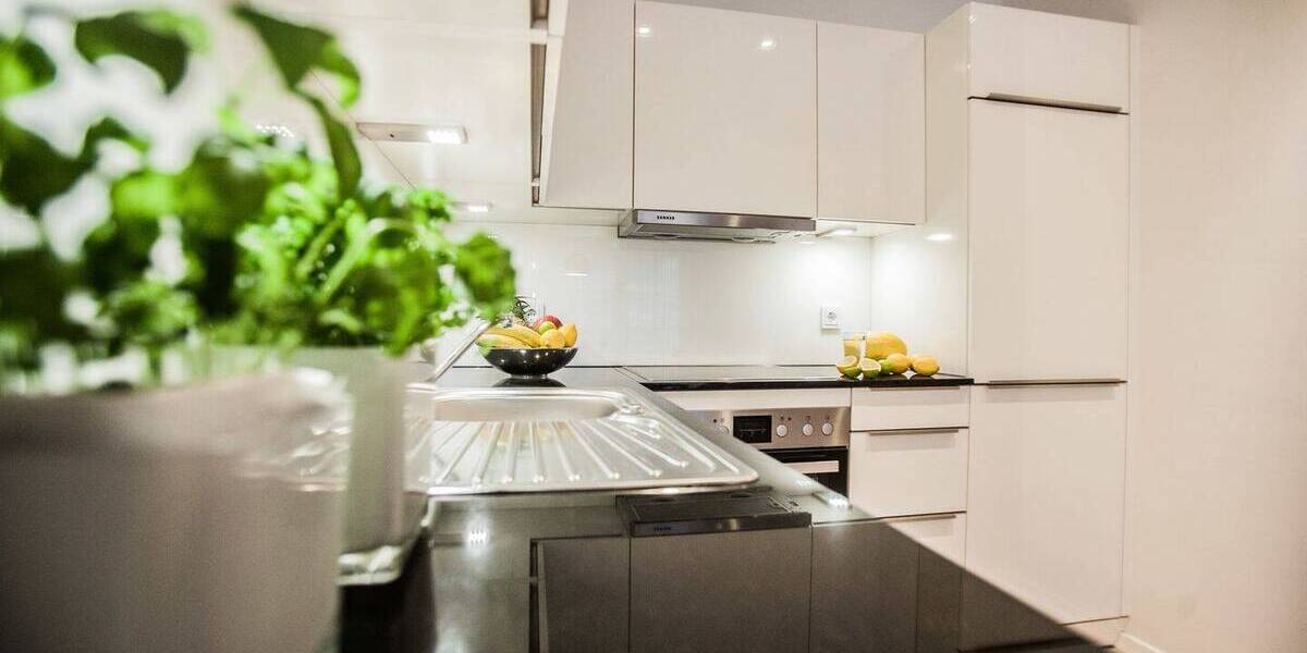 Etagenwohnung Stuttgart / Stuttgart-West West - 3 Zimmer, 120 m&sup2;, 2.310&euro; | Angebot:26863354